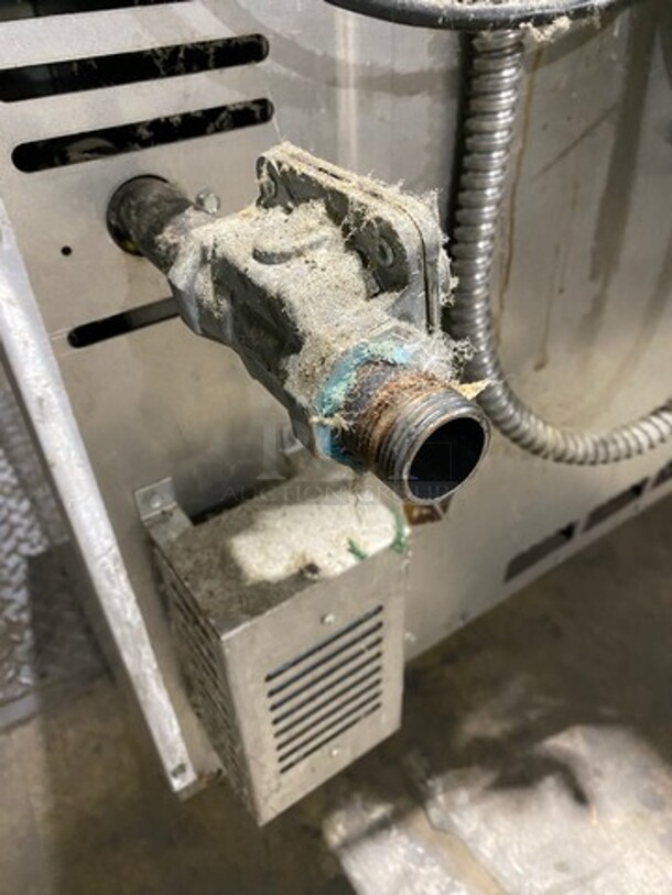 American Range Commercial Natural Gas Powered Double Deck Convection Oven! With Solid Doors! All Stainless Steel! On Casters! Model: MSD2 150706081 - Image 10 of 12