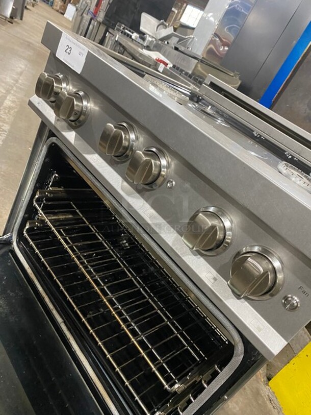 Zline Gas Powered 4 Burner Stove! With Oven Underneath! Stainless Steel! On Legs! Missing Grates! MODEL RGS30 SN:20080776039 120V - Image 7 of 10