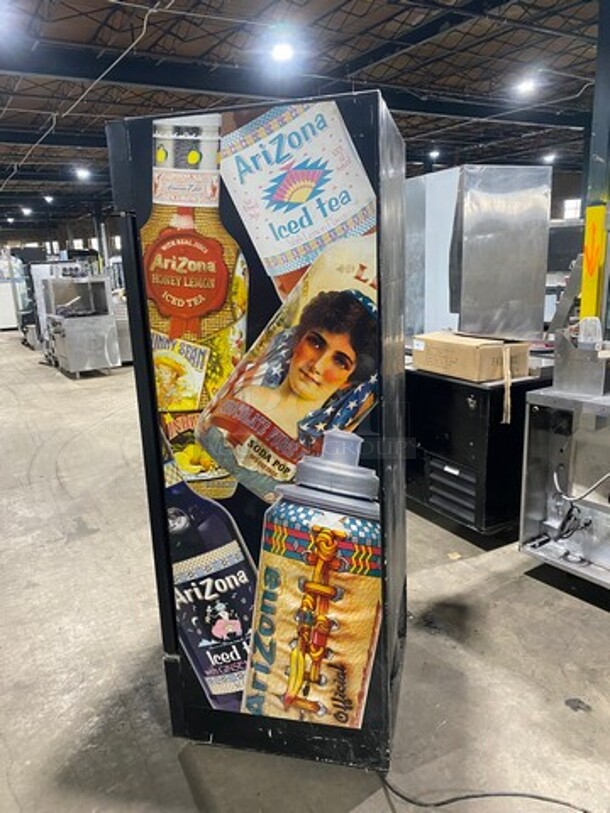 True Commercial Single Door Reach In Refrigerator Merchandiser! With View Through Door! With Poly Drink Racks! Model: GDM26 SN: 11418373 115V 60HZ 1 Phase - Image 3 of 8