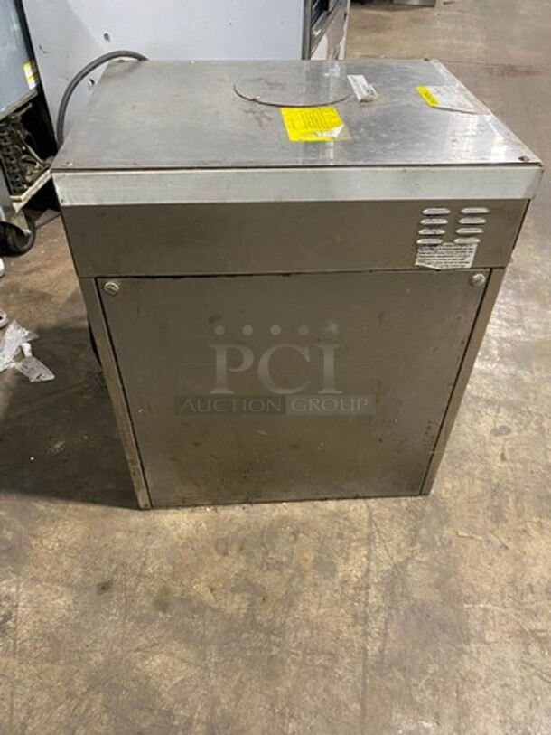 THERMODYNE Countertop Slow Cook And Hold Oven! MODEL 300NDNL SN 4361 120V 1PH Hz 50/60  - Image 2 of 9