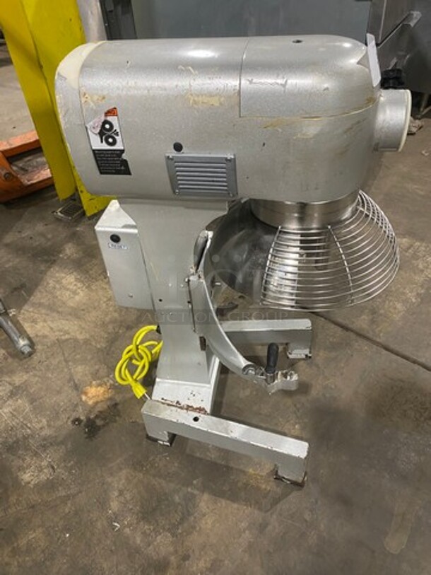 Hebvest Commercial 30Qt Planetary Mixer! With Bowl Guard! Model: SM30HD SN: C041801023UM30M1 120V 60HZ 1 Phase - Image 3 of 9