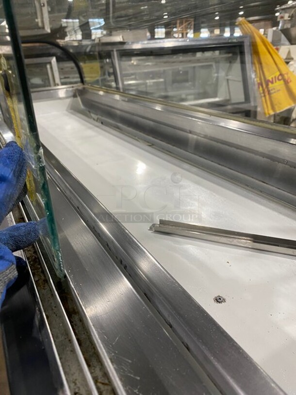 AWESOME! Leader 7/11 Style Commercial Refrigerated Slanted Glass Meat Deli Display Case! With Additional Top Display! With Rear Access Sliding Doors! With Stainless Steel Shelves! 115V 1 Phase! Model: SDL72 S/C SN: PU07s0711! - Image 7 of 9