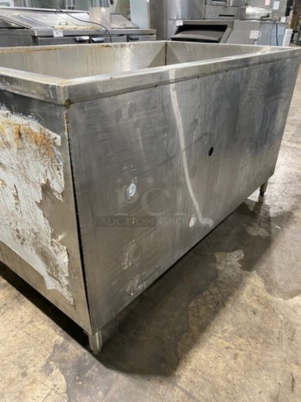 Commercial Electric Powered Steam Table! With Storage Space Underneath! All Stainless Steel! On Legs! - Image 3 of 8