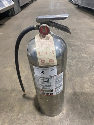 Fire Extinguisher Model PRO2.5WM 1997