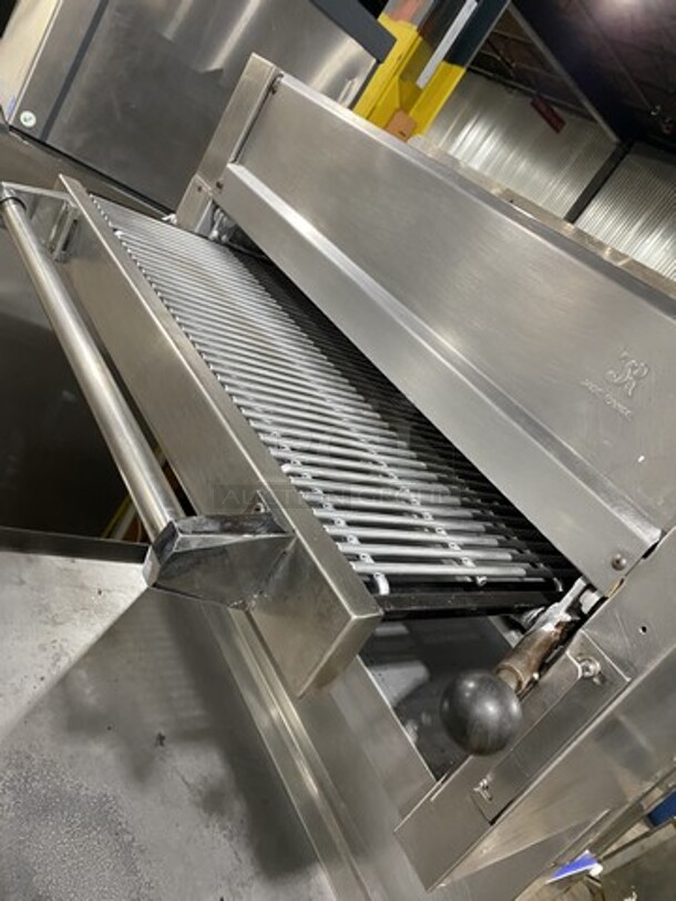 Nice! JADE RANGE Natural Gas Powered 36 Inch Plancha Griddle! With Full Size Oven Underneath! With Raised Back Splash & Jade Range Salamander! All S.S.!   - Image 6 of 9
