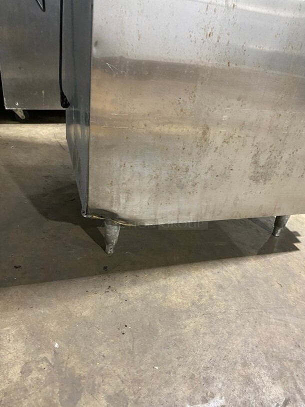 Victory Commercial Reach In Cooler! With 2 Split Doors! All Stainless Steel! On Legs! WORKING WHEN REMOVED! - Image 11 of 11