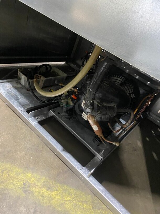 Universal Cooler All Stainless Steel Reach In Cooler! - Image 8 of 8