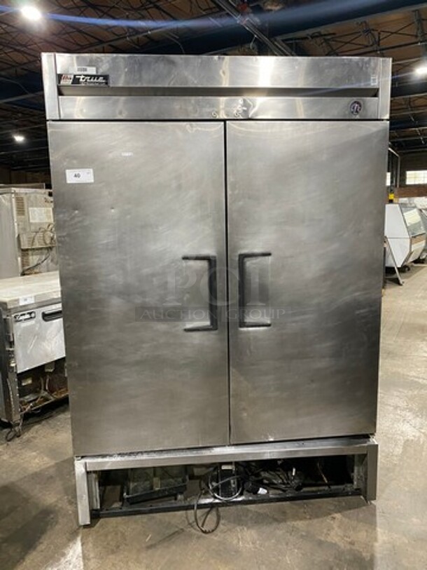 True Commercial 2 Door Reach In Cooler! Poly Coated Racks! All Stainless Steel! Model: T49 SN: 6789621 115V 60HZ 1 Phase