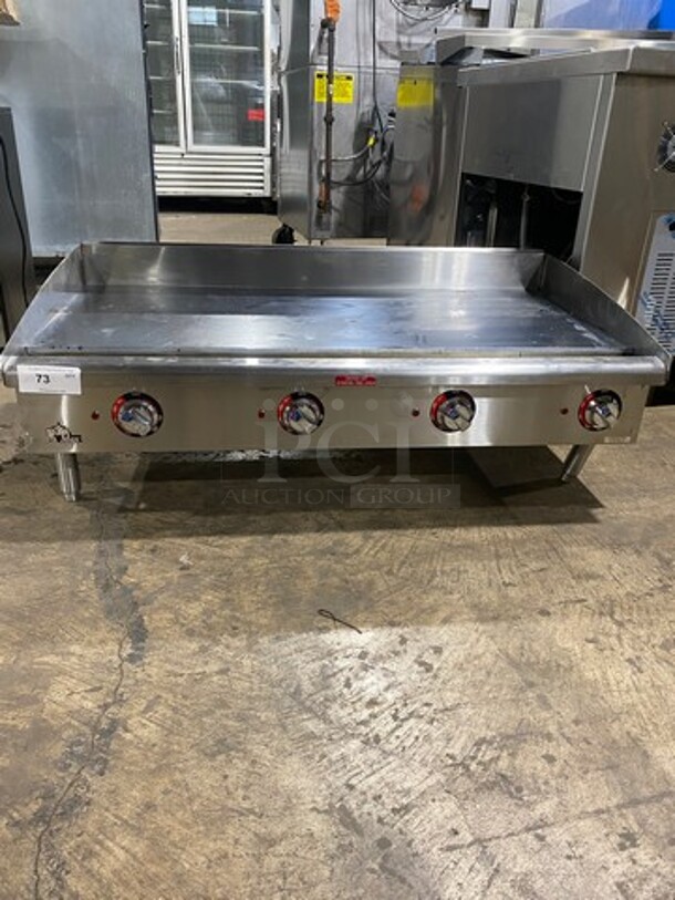 NEW! OUT OF THE BOX! Star Max Commercial Countertop Electric Powered Mirror Shine Flat Top Griddle! With Back And Side Splashes! All Stainless Steel! On Small Legs! - Image 1 of 11