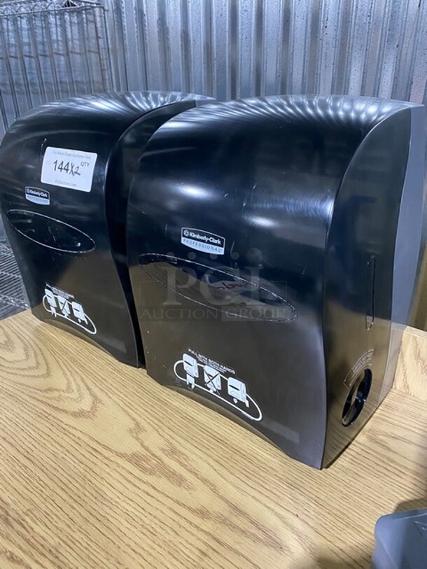 Kimberly Clark! Manual Paper Towel Dispenser! 2 X Your Bid! - Image 2 of 6