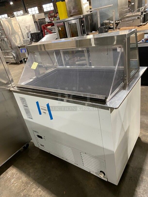 C Nelson Stainless Steel Commercial Floor Style Ice Cream Dipping Cabinet! MODEL BD6DIPRB 115V  - Image 4 of 8