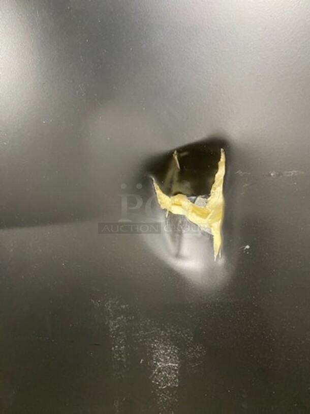 SCRATCH-N-DENT! Avantco Commercial Single Door Reach In Cooler Merchandiser! With View Through Door! Model: 178GDC15HCB SN: 7629310421082430 - Image 10 of 12