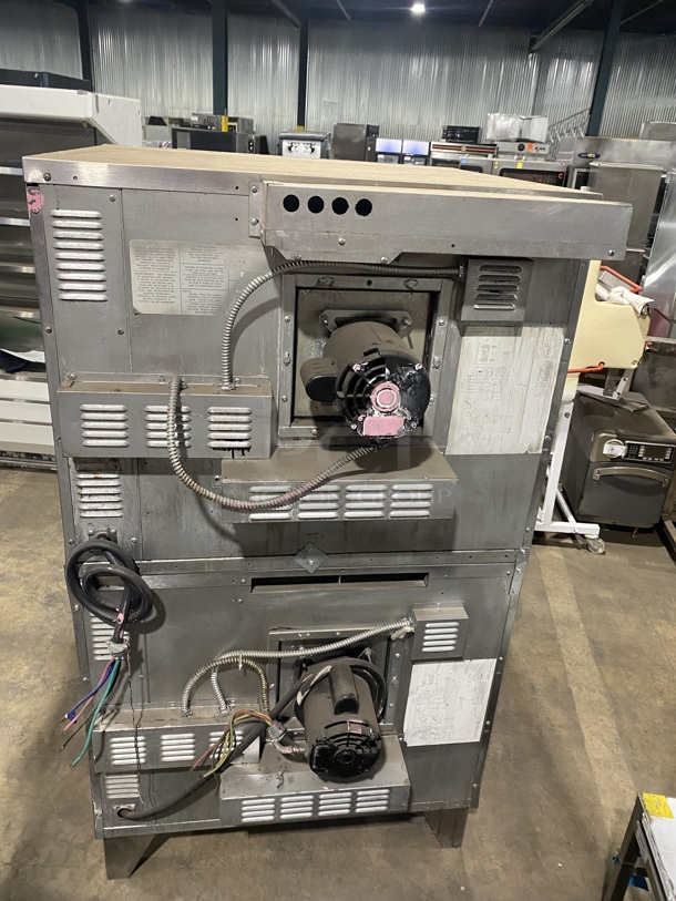 Sunfire Commercial Electric Powered Double Deck Convection Oven! With View Through Doors! Metal Oven Racks! All Stainless Steel! 2 x Your Bid! Makes One Unit! MODEL ICOE10M SN:1102230000951 208V 3PH! - Image 4 of 9