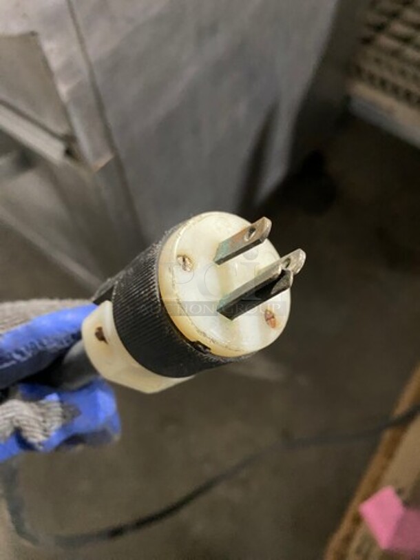 Sipromac Commercial Countertop Vacuum Sealer! Stainless Steel Body! Model: 350 SN: 00846 110V 60HZ 1 Phase - Image 8 of 8