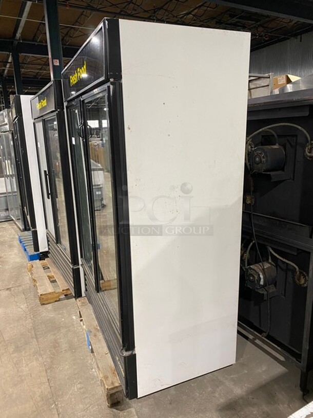 True 2 Door Reach In Cooler Merchandiser! With View Through Doors! With Poly Coated Racks! Model: GDM49 SN: 5337959 115V 1PH - Image 2 of 10