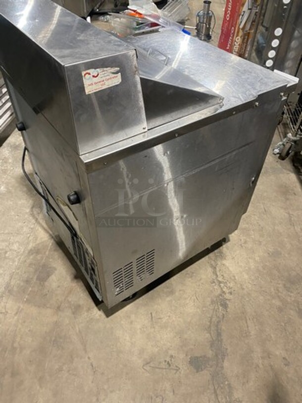 Everest EPBNR1 Stainless Steel Commercial Sandwich Salad Prep Table Bain Marie! On Commercial Casters! MODEL EPBNR1 SN: BPBNR115090032 115 Volts, 1 Phase. - Image 4 of 10