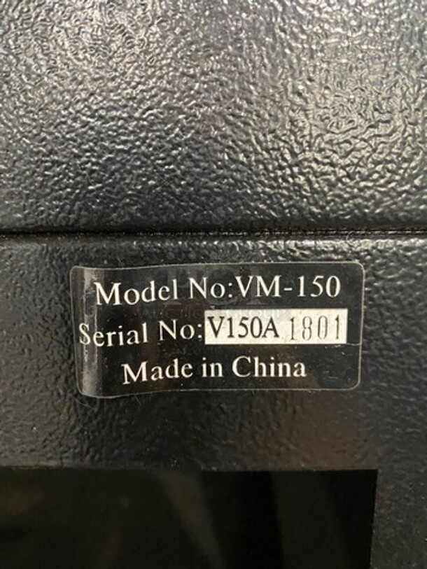 Snack Attack Commercial Snack And Drink Combo Vending Machine! Model: VM150 SN: V150A1801, Model: VM250 SN: V250A0874 - Image 4 of 9
