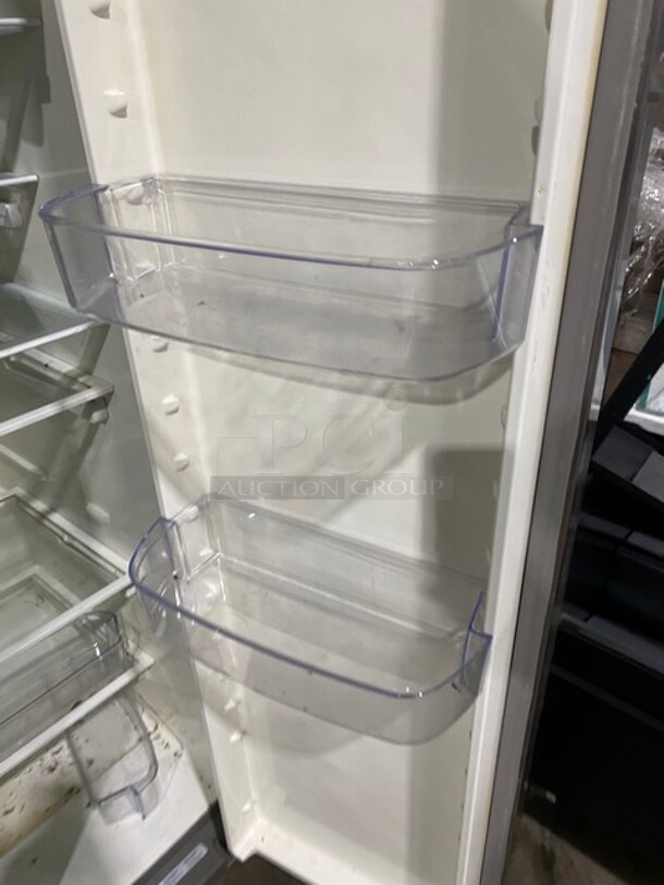 Kenmore 2 Door Refrigerator & Freezer Combo! Has Water & Ice Dispenser! Model 106.51133210 Serial HR53604463! 115V 1Phase! - Image 7 of 12