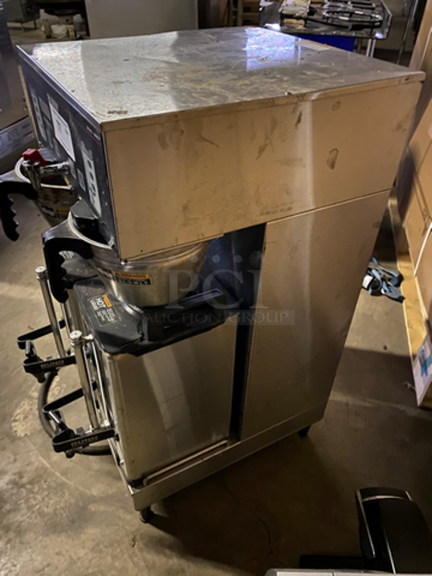 Bunn Dual Commercial Coffee Machine! All Stainless Steel! Model: DUALSHDBC SN: DUAL090022 120/240V 60HZ 1 Phase - Image 2 of 8