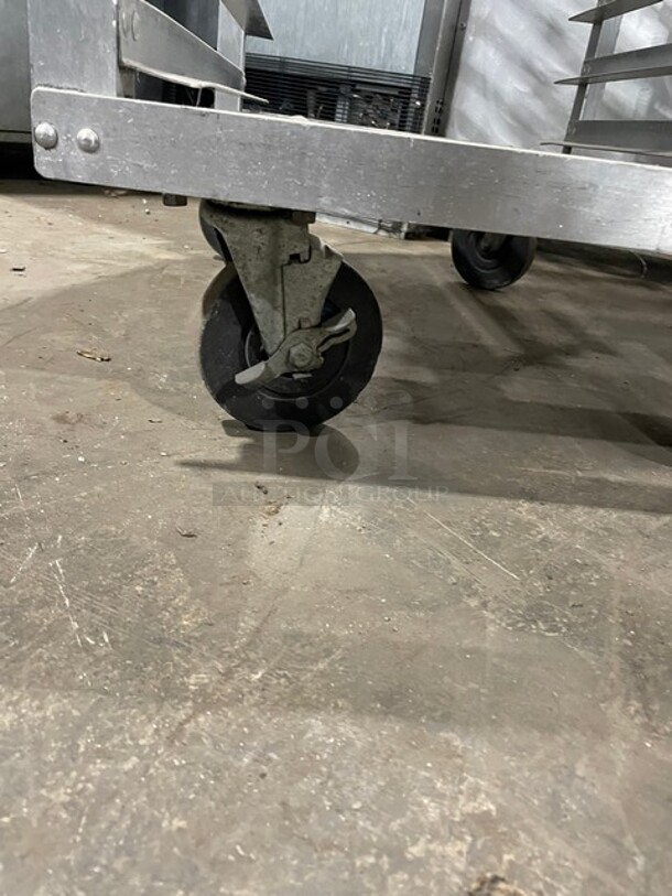 Metro Heavy Duty Commercial 20 Pan Transport Rack! On Casters! - Image 7 of 8