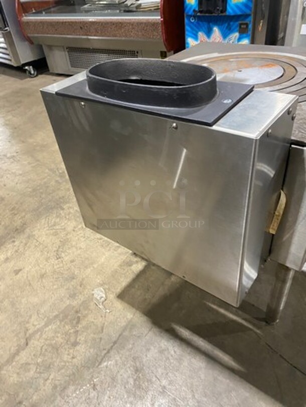 WOW! BRAND NEW! NEVER USED! Vulcan Commercial Natural Gas Powered 5 Ring Jet Burner Stock Pot! All Stainless Steel! On Legs! Model: SPR10005 SN: 481079555RS - Image 3 of 10