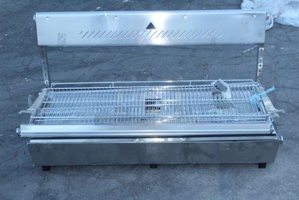 BRAND NEW SCRATCH & DENT! ServIt HDM-48 48" Self / Full Service 3 Shelf Countertop Heated Display Case with Sliding Doors - 120V, 1800W. Glass is Broken. S/N:1408409300065 - Image 2 of 7