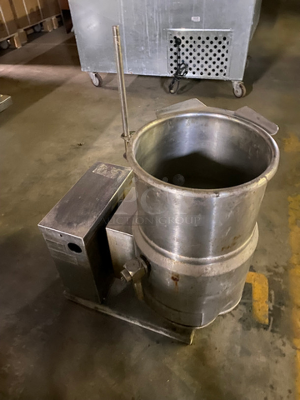 Market Forge Commercial Jacketed Tilting Soup Kettle! All Stainless Steel! Model: FT6CE SN: 562165V3598 240V 60HZ 3 Phase - Image 4 of 8