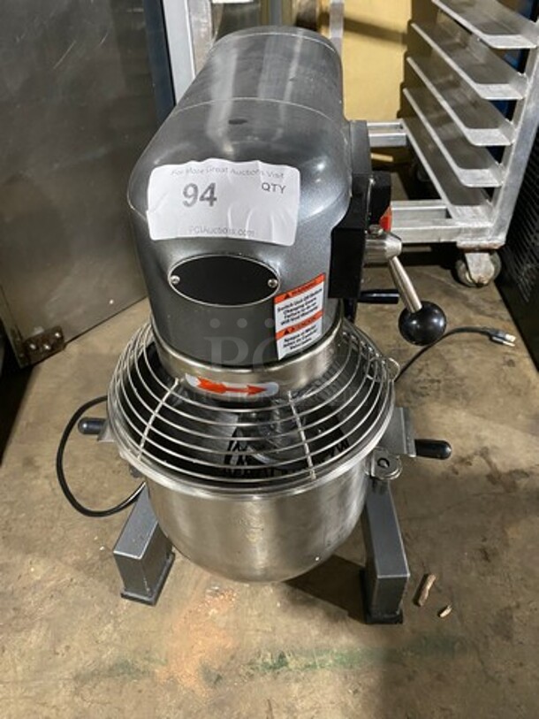 Avantco Commercial Countertop 10QT Planetary Mixer! With Bowl And Bowl Guard! With Whisk Attachment! Model: MX10 SN: 04141321MX10 120V - Image 1 of 9