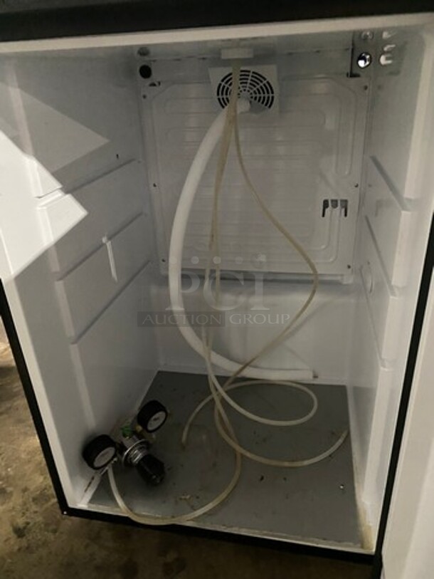 Komos Commercial Refrigerated 3 Tap Kegerator! With Single Door Storage Space Underneath! Model: KLKC 115V - Image 6 of 9