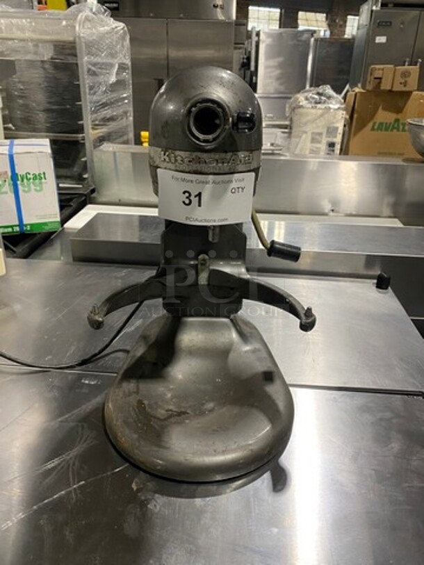 Kitchen Aid Countertop Planetary Mixer! Model: KP26M1XPM SN: WU5059120 120V - Image 1 of 10