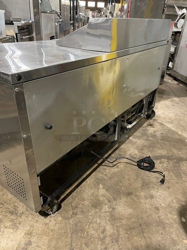 True Commercial Refrigerated Bain Marie/Sandwich Prep Table With Right Side Worktop! With 3 Door Refrigerated Storage Underneath! All Stainless Steel! With Poly Coated Racks! On Casters! 115V 1 Phase! Model: TSSU-72-12 SN: 7868756! - Image 4 of 9