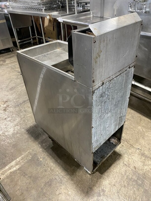  Imperial Natural Gas Powered All Stainless Steel Deep Fat Fryer! Model IFSCHPTLIR Serial 021774! On Legs!
 - Image 4 of 10