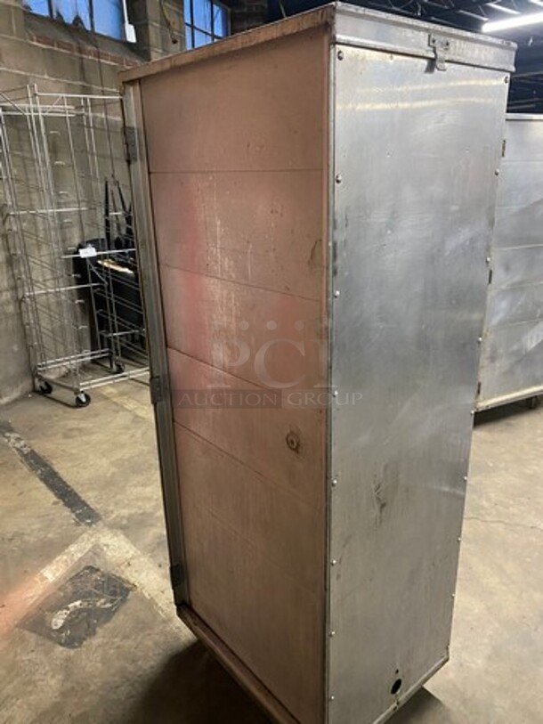 Wear Ever Commercial Warmer/ Proofer Cabinet! Holds Full Size Trays! All Stainless Steel! Model: 5950 - Image 4 of 11