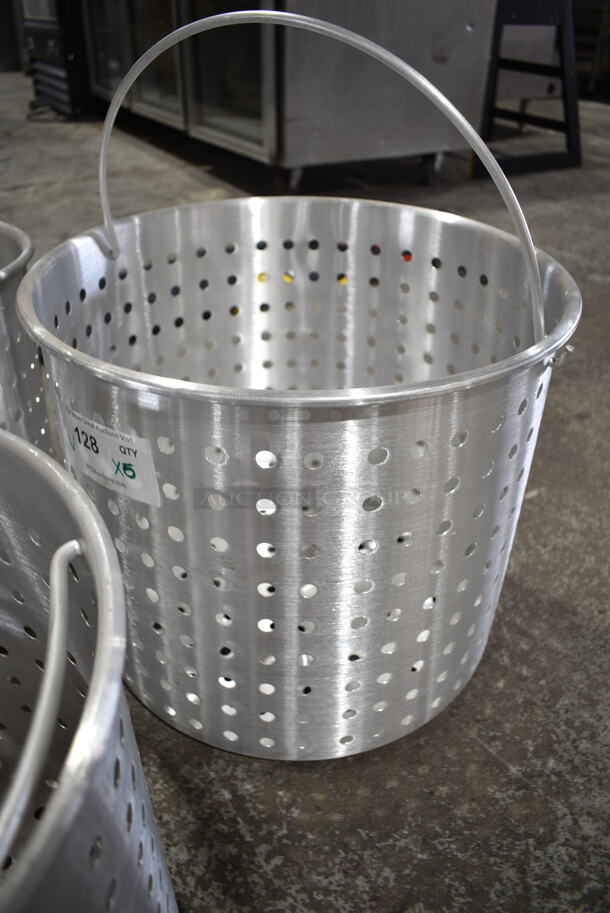 6 BRAND NEW! Metal Items; 5 Steamer Pot Inserts and 1 Stock Pot. 6 Times Your Bid! - Image 3 of 9