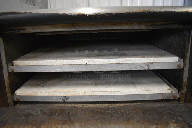 Cecilware Stainless Steel Commercial Countertop Electric Powered Pizza Oven w/ Cooking Stones. 208 Volts, 1 Phase. 26x28x22 - Image 4 of 7