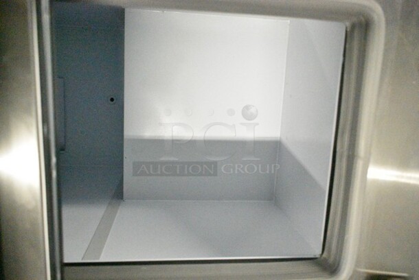BRAND NEW SCRATCH AND DENT! 2024 Excellence HFF-2-HC  32" Flip Lid Ice Cream Dipping Cabinet. 115 Volts, 1 Phase. Tested and Working! - Image 5 of 6