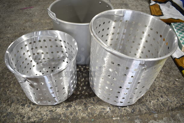6 BRAND NEW! Metal Items; 5 Steamer Pot Inserts and 1 Stock Pot. 6 Times Your Bid! - Image 7 of 9