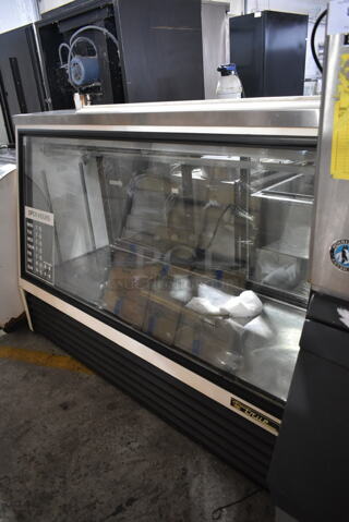 True TSID-72-2 Metal Commercial Floor Style Deli Display Case Merchandiser. See Pictures for Crack in Glass. 115 Volts, 1 Phase. Tested and Working! 