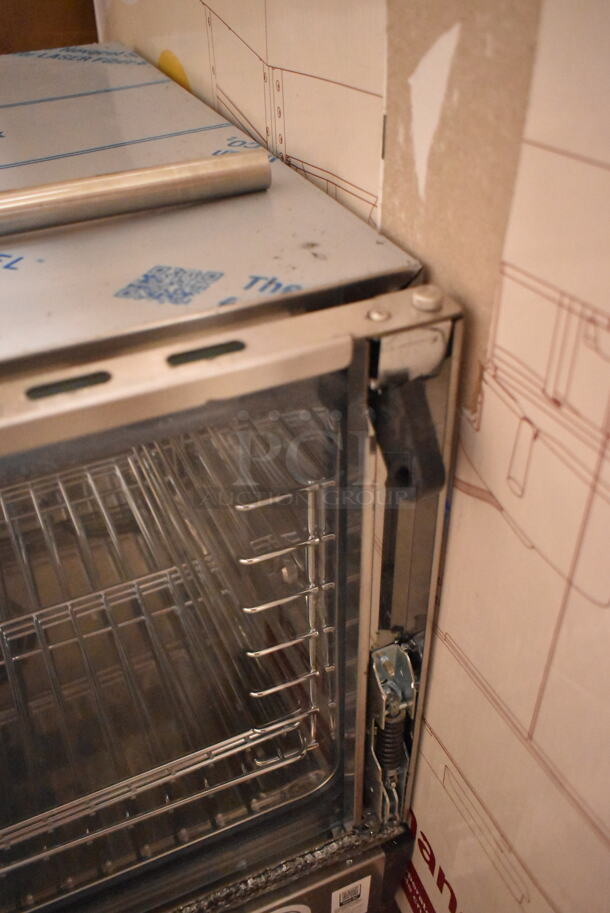 BRAND NEW SCRATCH AND DENT! Cooking Performance Group CPG 351COHT4M Stainless Steel Commercial Electric Thermostatic Countertop 4 Tray Half Size Convection Oven with Steam Injection. See Pictures For Broken Glass Door. 208-240 Volts, 1 Phase.  - Image 5 of 8
