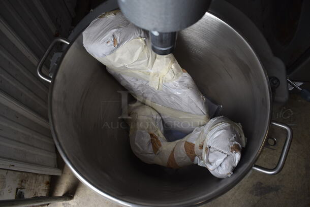 BRAND NEW SCRATCH AND DENT! Hobart HL600 Metal Commercial Floor Style 60 Quart Planetary Mixer w/ Stainless Steel Mixing Bowl, Bowl Guard, Whisk, Paddle and Dough Hook Attachments. 200-240 Volts, 1 Phase. - Image 7 of 12