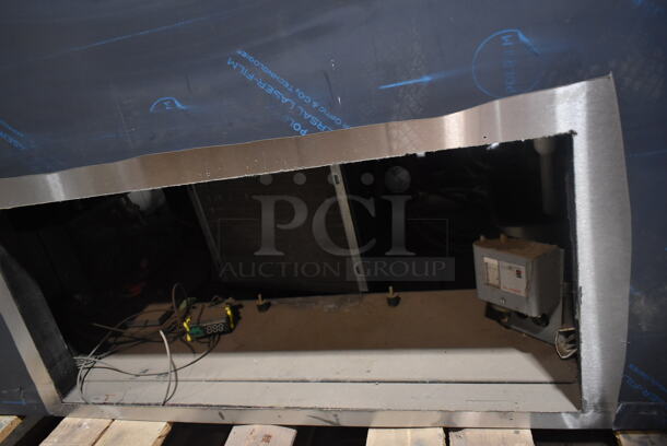 BRAND NEW SCRATCH AND DENT! RPI Industries SCAS48R Stainless Steel Commercial Open Grab N Go Merchandiser. 115/208-230 Volts, 1 Phase.   - Image 4 of 8