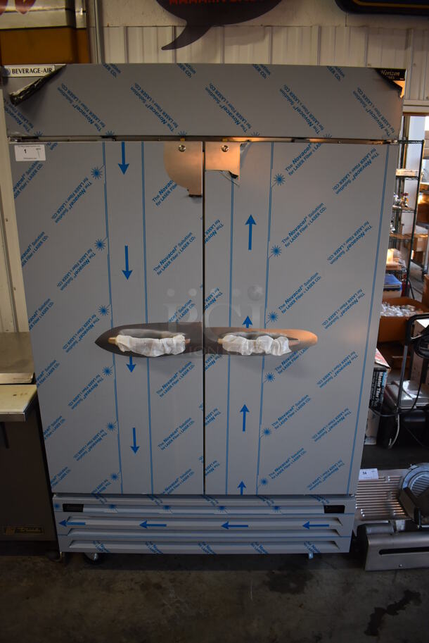 BRAND NEW! Beverage Air HBRF49HC-1-A Stainless Steel Commercial 2 Door Reach In Cooler Freezer Combo Unit on Commercial Casters. Comes w/ Poly Coated Racks. 115 Volts, 1 Phase. 51.5x32x84. Tested and Working!