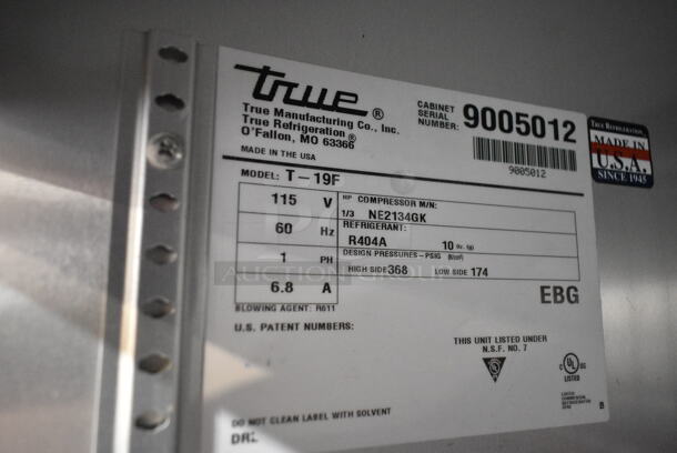 2017 True T-19F Stainless Steel Commercial Single Door Reach In Freezer w/ Poly Coated Racks on Commercial Casters. 115 Volts, 1 Phase. Tested and Powers On But Does Not Get Cold - Image 4 of 4