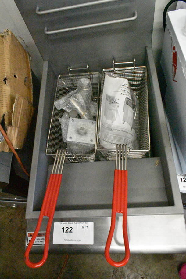 BRAND NEW SCRATCH AND DENT! Mainstreet 541FF50L Stainless Steel Commercial Floor Style Propane Gas Powered Deep Fat Fryer w/ 2 Metal Baskets. 120,000 BTU. - Image 6 of 11