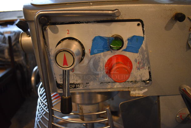 2016 Omcan SP300A Metal Commercial Floor Style 30 Quart Planetary Dough Mixer w/ Bowl Guard. 110 Volts, 1 Phase. 24x28x49. Cannot Test - Needs New Power Switch - Image 3 of 6