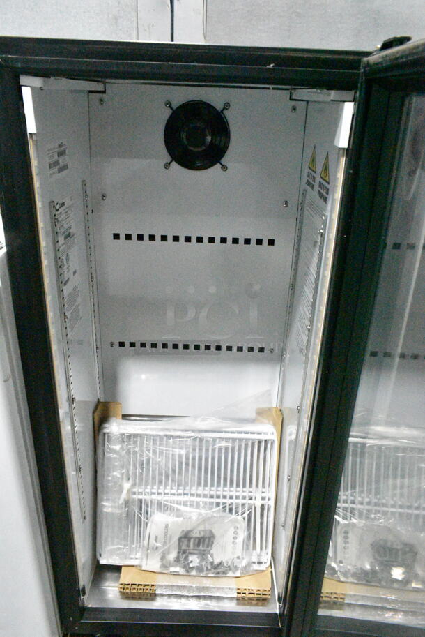 BRAND NEW SCRATCH AND DENT! 2023 Criotec CT-4 HC Single Door Reach In Cooler Merchandiser w/ Poly Coated Racks. 115 Volts, 1 Phase. Tested and Working! - Image 3 of 5
