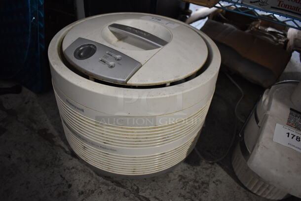 Honeywell 50150 Countertop Purifier. 120 Volts, 1 Phase. 16x16x13 - Image 3 of 5