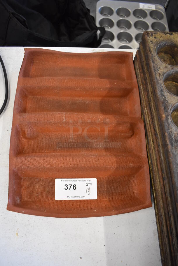 13 Orange Silform 5 Loaf Baking Pan Liners. 13x18x1. 13 Times Your Bid! - Image 5 of 5