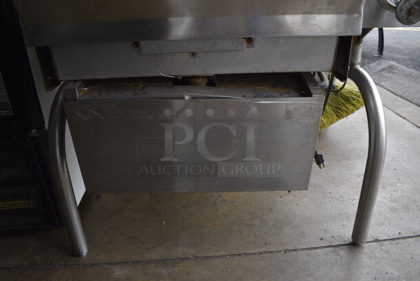 Cleveland Stainless Steel Commercial Propane Powered Floor Style Tilt Skillet/Braising Pan. 125,000 BTU. 115 Volts, 1 Phase. 35x38x43 - Image 9 of 12