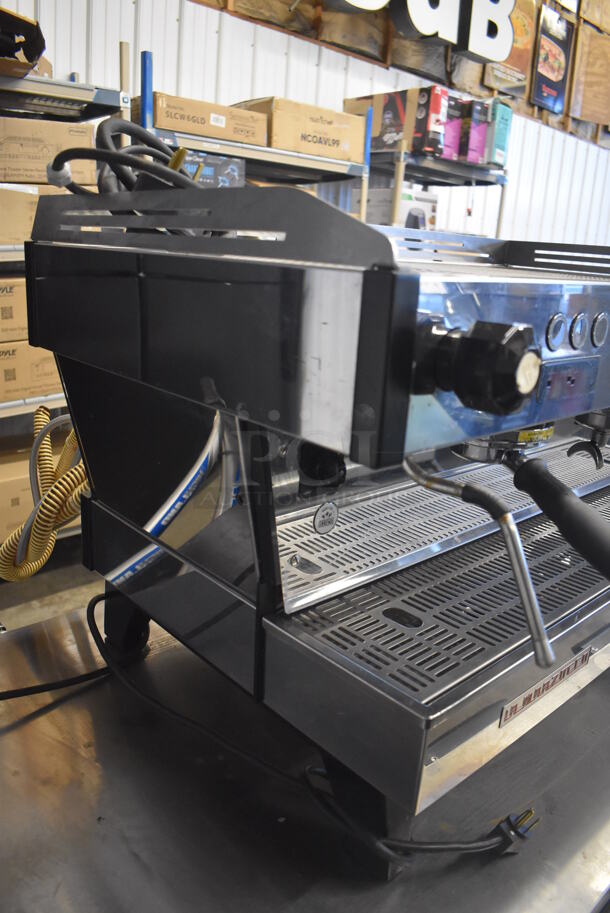 2019 La Marzocco Linea LN/21 3AV Stainless Steel Commercial Countertop 3 Group Espresso Machine w/ 3 Portafilters and 2 Steam Wands. 208-240 Volts. 37x25x21 - Image 8 of 10